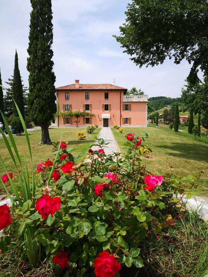 Capriva del Friuli Casale In Collinaゲストハウス エクステリア 写真