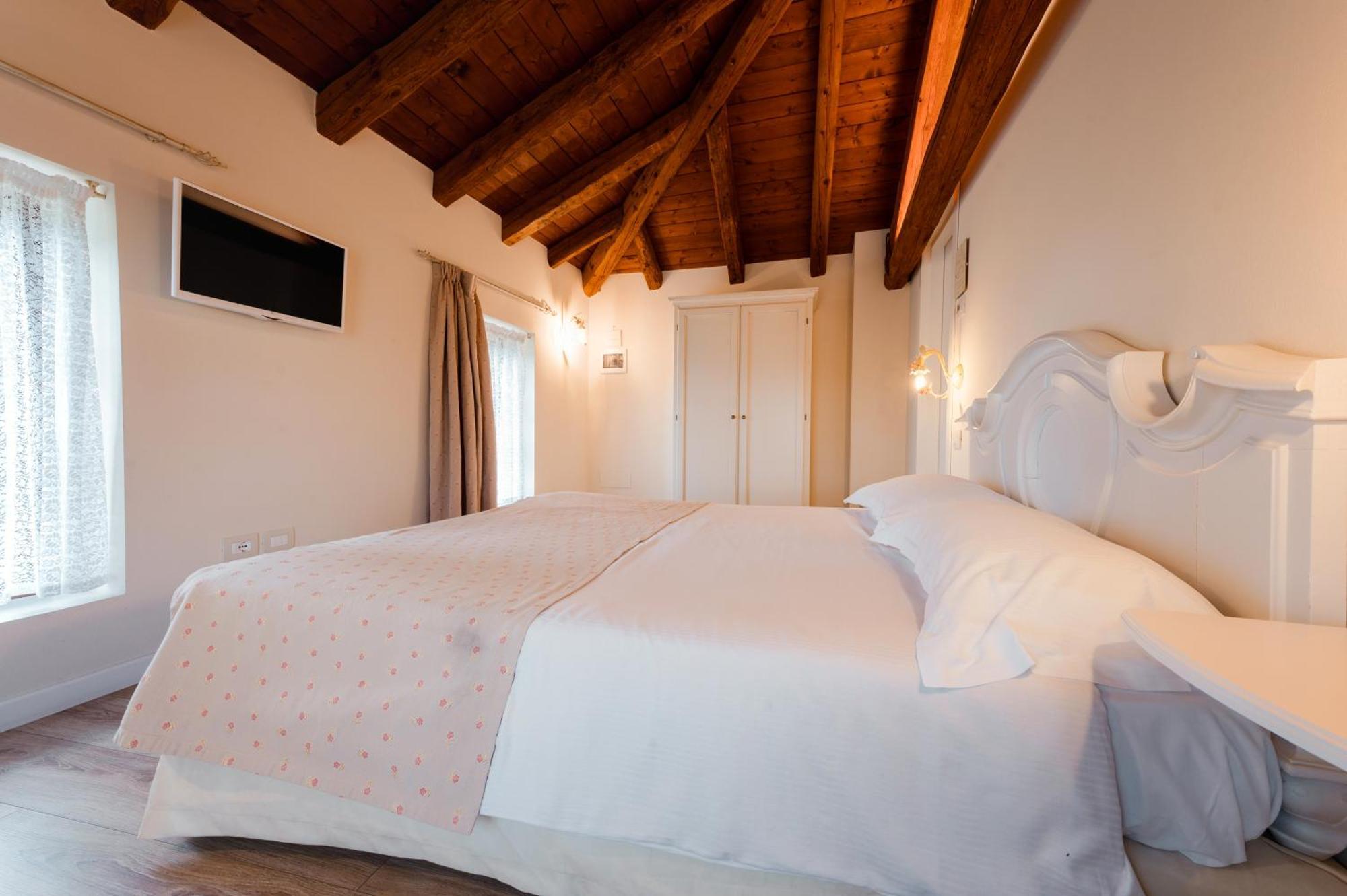 Capriva del Friuli Casale In Collinaゲストハウス エクステリア 写真