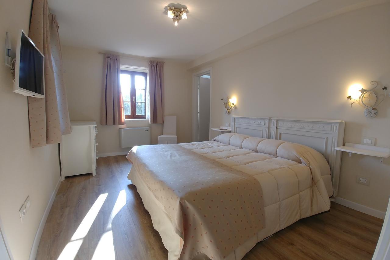 Capriva del Friuli Casale In Collinaゲストハウス エクステリア 写真