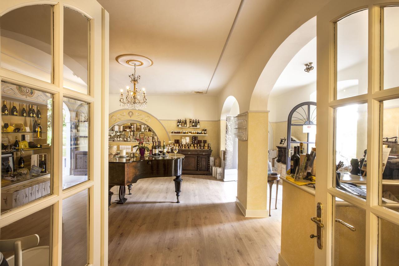 Capriva del Friuli Casale In Collinaゲストハウス エクステリア 写真